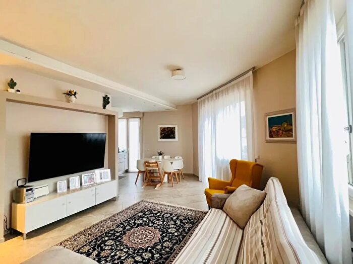 Appartamento trilocale in vendita in Livorno