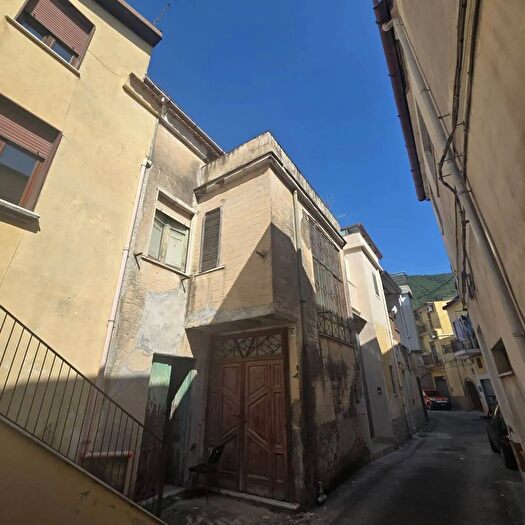 Casa trilocale in vendita in Vicolo De Simone Roccapiemonte Salerno, Roccapiemonte