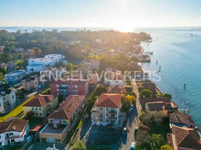 Appartamento trilocale in vendita in Strada della Droma, Venezia