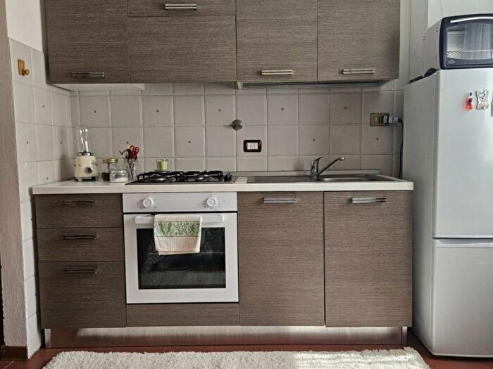 Appartamento monolocale in affitto in Via Franchi, Centro Storico, Reggio Emilia