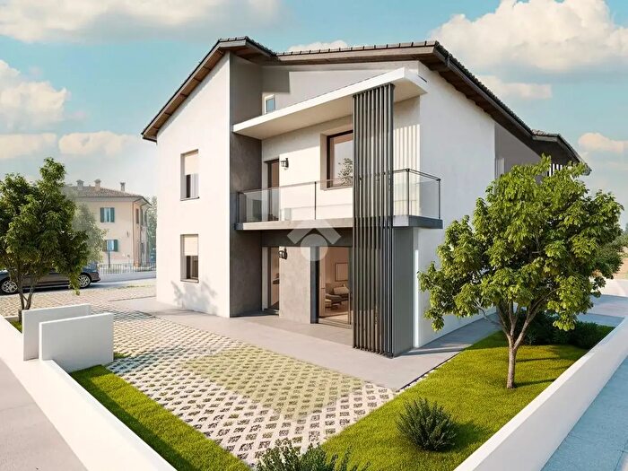 Appartamento quadrilocale in vendita in Via Eulero, Cesenatico