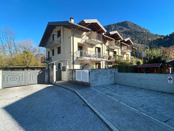 Appartamento bilocale in vendita in Via Paularo, Tolmezzo