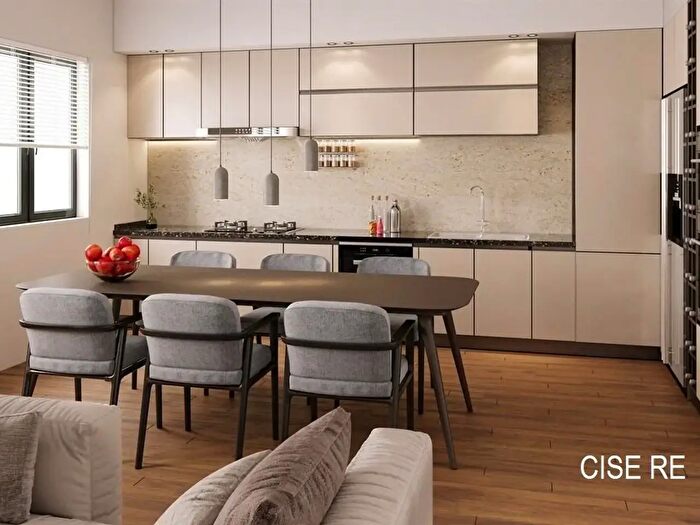 Appartamento trilocale in vendita in Via Monte Amiata, Milano