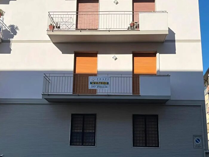 Appartamento con 5 locali in vendita in Onatori di Sangue, Prato