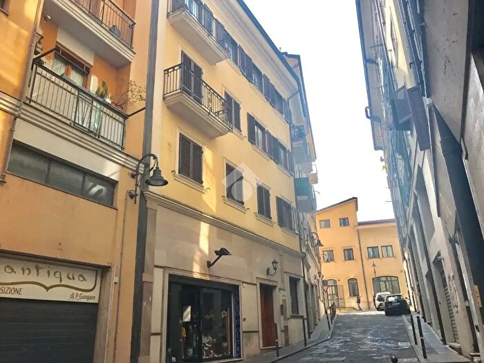 Appartamento trilocale in vendita in Via Carmine, Avellino
