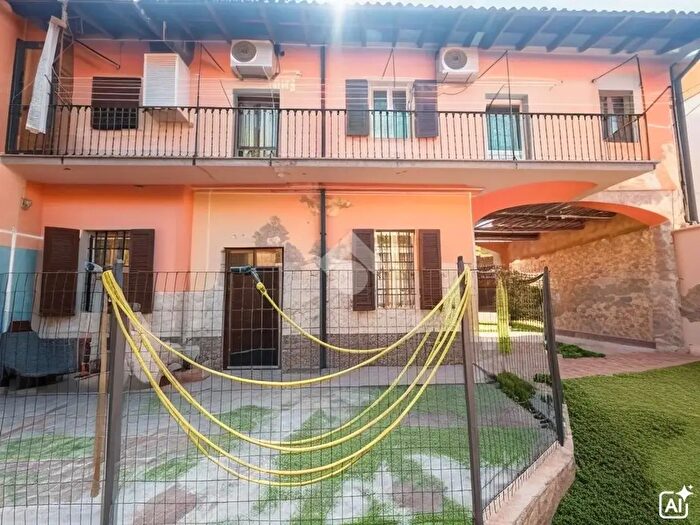 Casa quadrilocale in vendita in Via Roma, Nicorvo