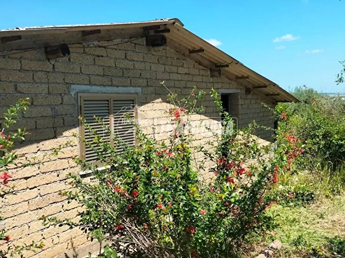 Casa quadrilocale in vendita in Via Giacomo Lanfredini Amadori, Roma