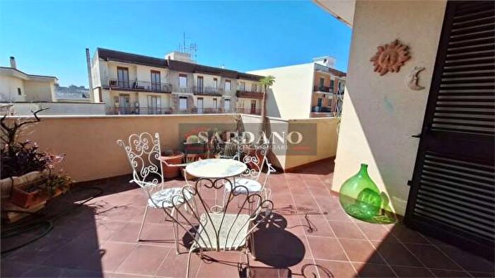 Casa con 6 locali in vendita in Mesagne