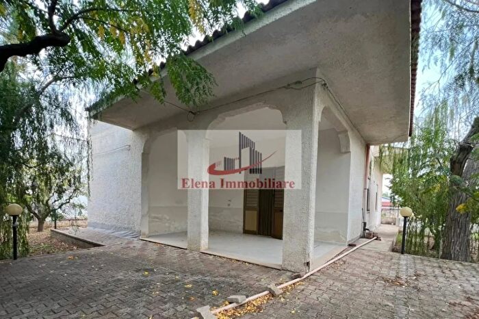 Casa con 5 locali in vendita in Alcamo