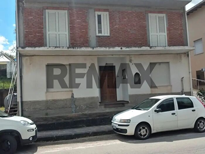 Casa con 6 locali in vendita in Colla Maffone Snc, Librizzi