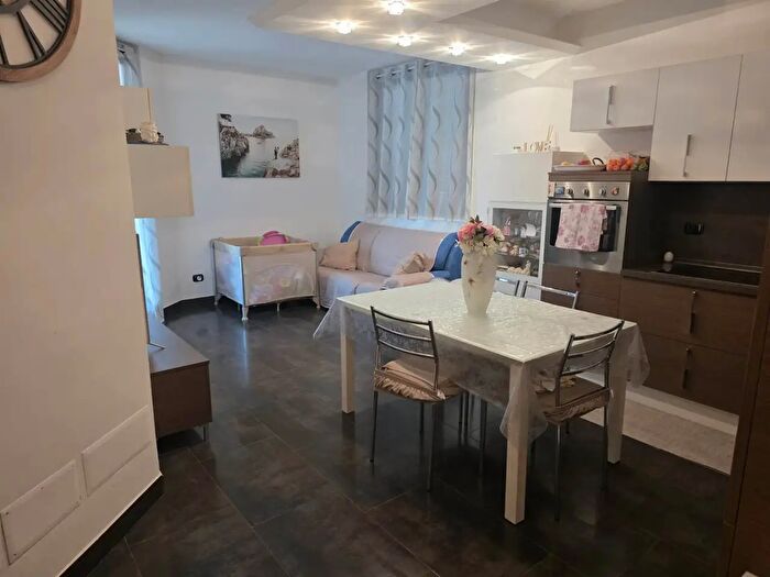 Appartamento bilocale in affitto in Via Bazzana Inferiore, Assago