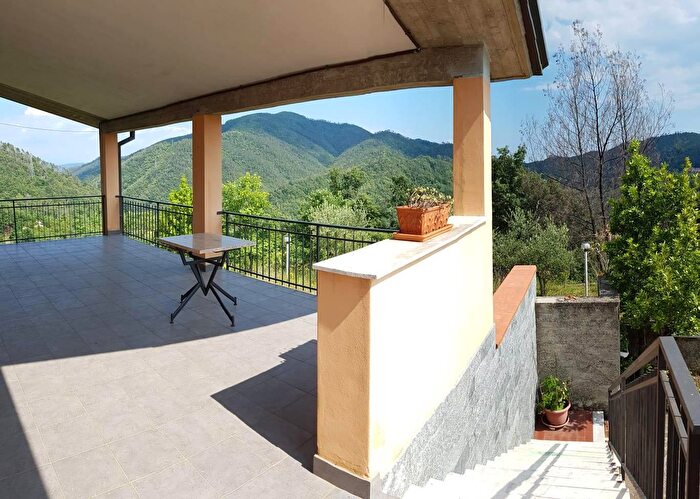 Casa trilocale in vendita in Monterosso Al Mare