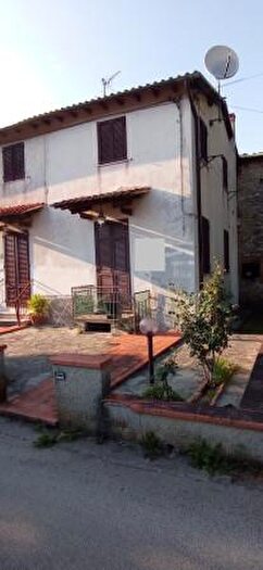 Casa con 5 locali in vendita in Via della Chiesa XXIV, Lucca