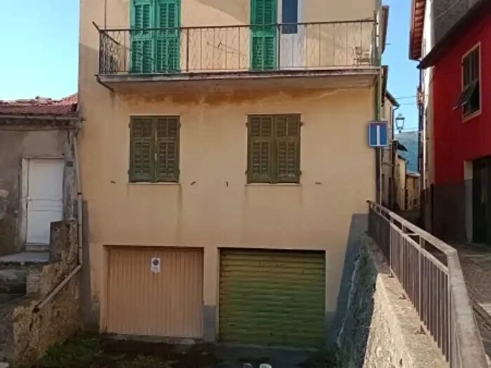 Casa con 5 locali in vendita in Via Rotabile, Aurigo