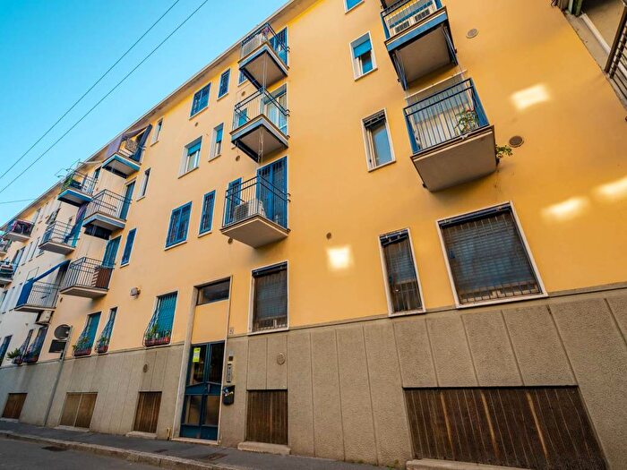 Appartamento bilocale in affitto in Via Enea Salmeggia, Cimiano, Milano