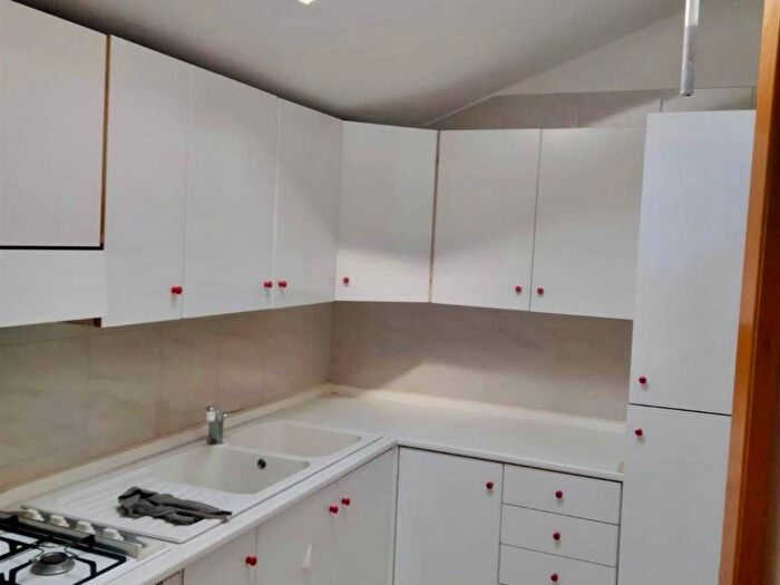 Appartamento trilocale in affitto in Parolise