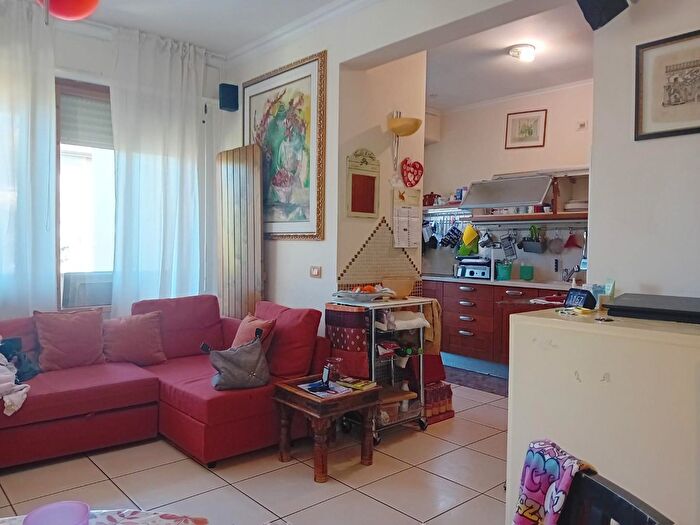 Appartamento con 5 locali in vendita in Pisa