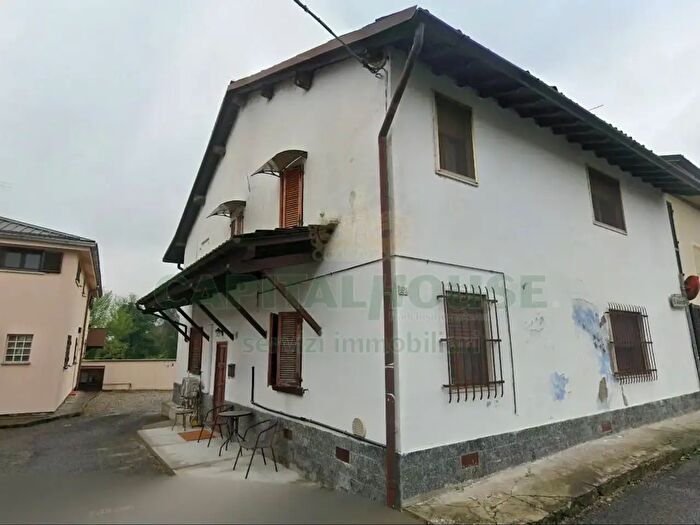 Case in Vendita e in Affitto - 3
