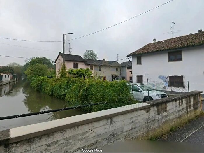 Appartamento bilocale in vendita in Via S Allende, Locate Di Triulzi