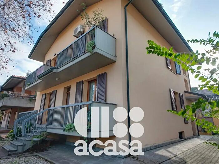 Casa con 10 locali in vendita in Via Giuseppe Verdi, Cesenatico