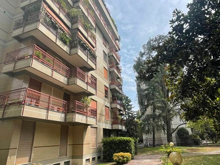Appartamento bilocale in affitto in Via Arzaga, Bande Nere, Milano