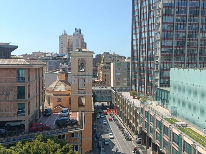 Casa bilocale in affitto in Via Ottobre, Centro Città, Genova