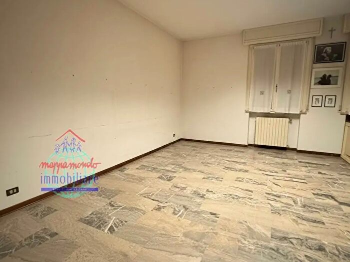 Appartamento con 6 locali in vendita in Via Fratelli Rosselli, Cento