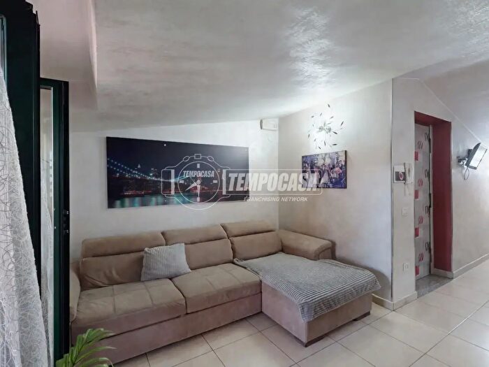 Appartamento bilocale in vendita in Corso Umberto I, Cesa