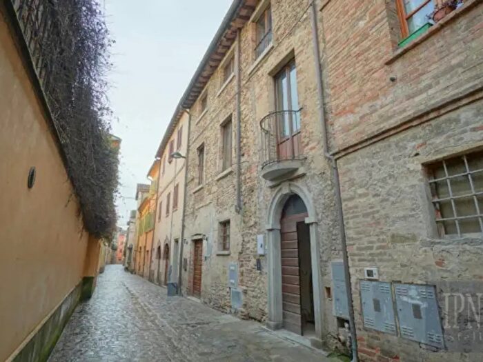 Casa con 6 locali in vendita in Citta Di Castello