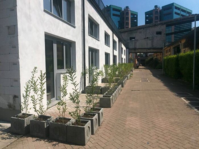 Appartamento in affitto in Via Tucidide, Ortica, Milano