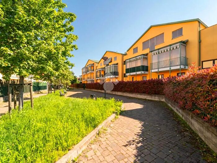 Appartamento trilocale in vendita in Grugliasco