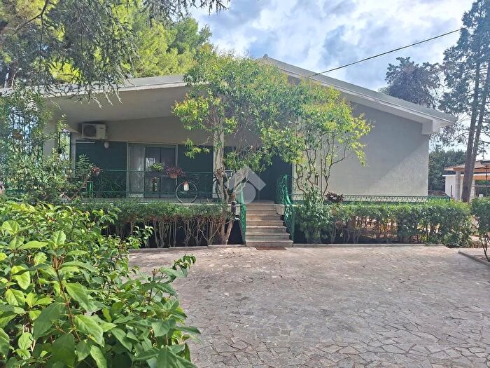 Casa quadrilocale in vendita in Via per Mercadante, Cassano Delle Murge