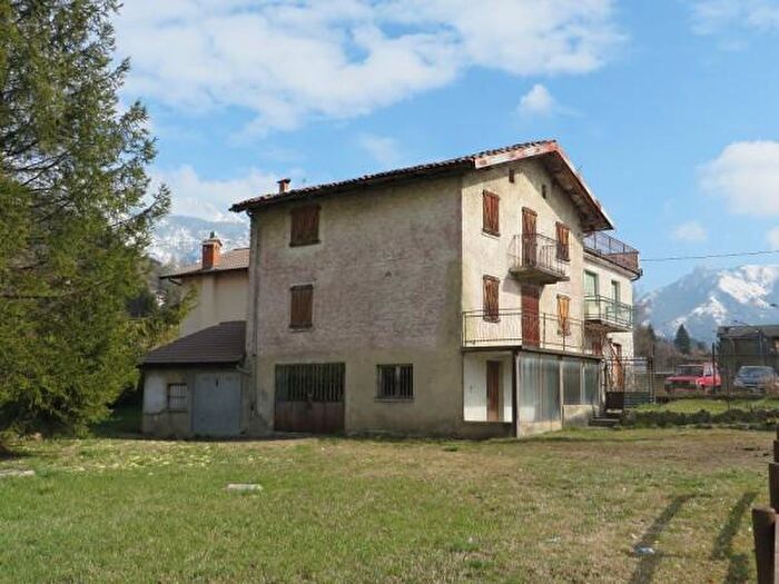 Case in Vendita e in Affitto - 2