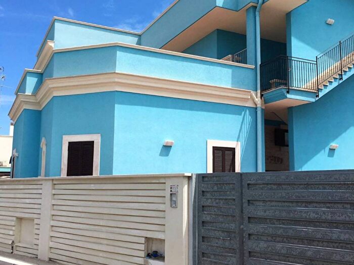 Appartamento trilocale in affitto in Lungomare Cristoforo Colombo, Santo Spirito, Bari