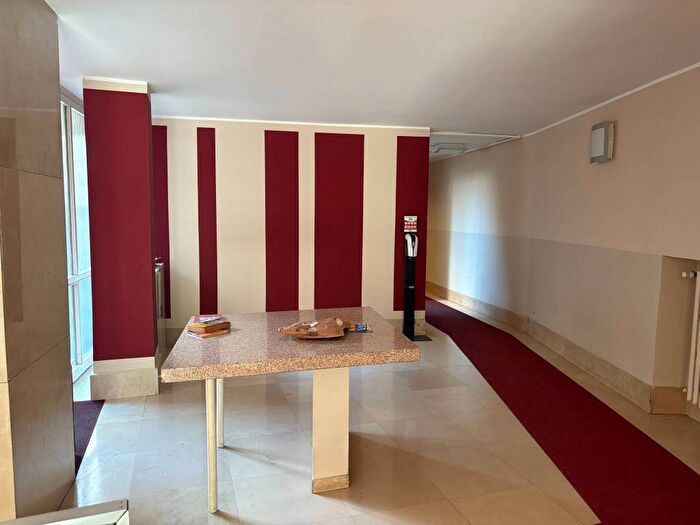 Appartamento bilocale in affitto in Viale Papiniano, Corso Genova, Milano