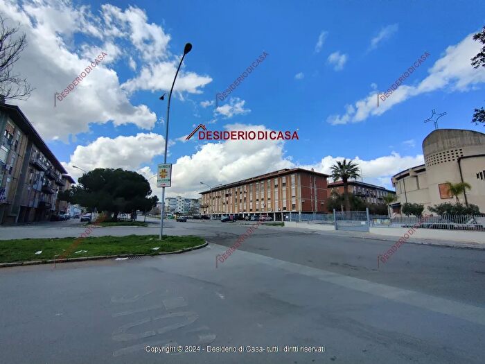 Appartamento quadrilocale in vendita in Via dellAirone Palermo Pa Italia, Palermo