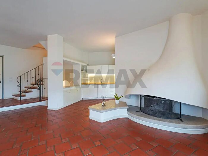 Casa quadrilocale in vendita in Via dei Caduti, Curno