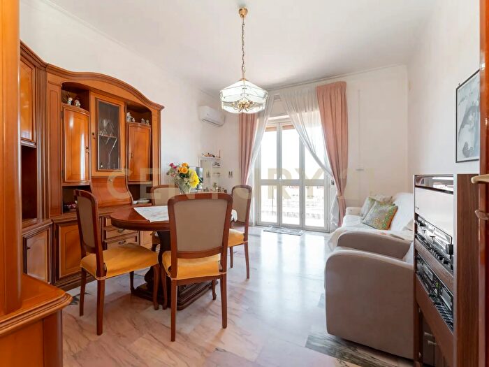 Appartamento con 5 locali in vendita in Via Monreale, Catania