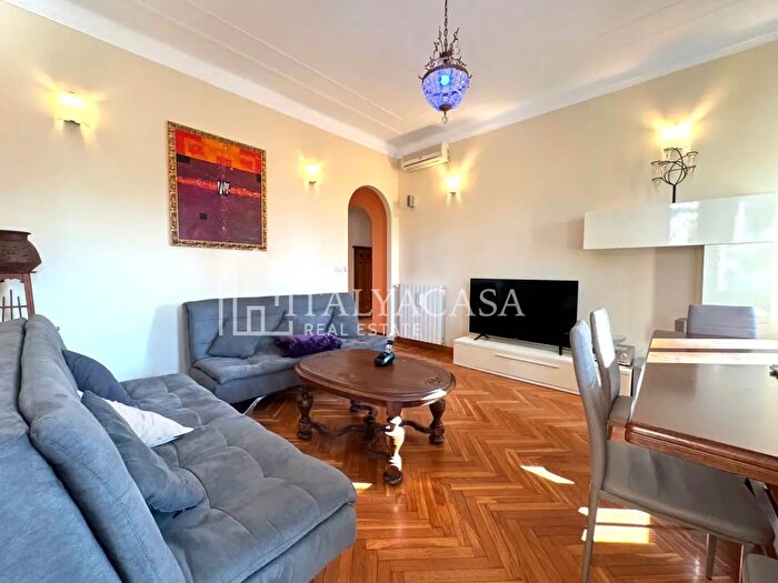 Appartamento con 5 locali in vendita in Corso Orazio Raimondo, Sanremo