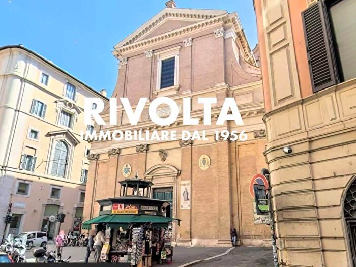 Appartamento trilocale in affitto in Spagna, Roma