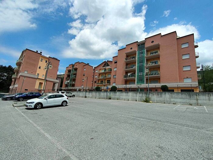 Appartamento trilocale in affitto in Pettino Cansatessa, LAquila