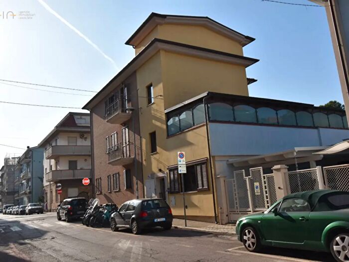 Appartamento trilocale in vendita in Via IV Novembre, San Benedetto Del Tronto