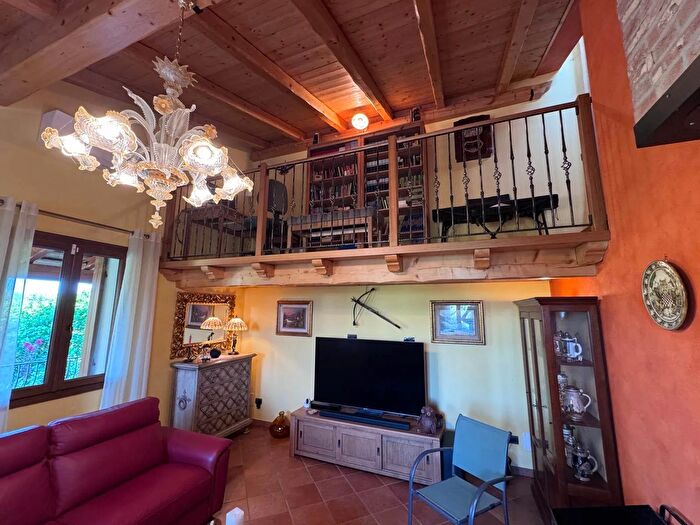 Casa con 9 locali in vendita in SantElena, SantElena