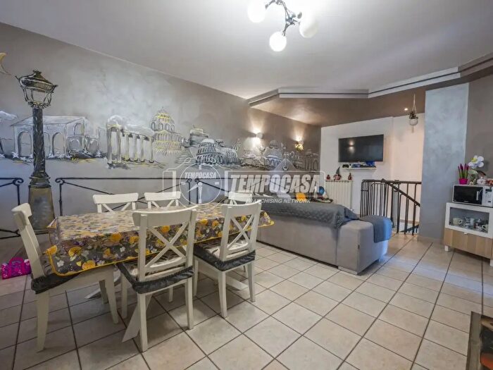 Appartamento trilocale in vendita in Via Puccini, Corridonia