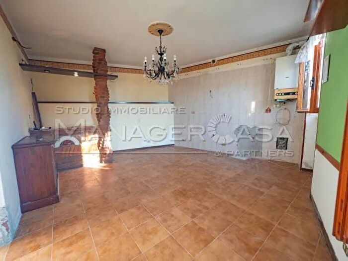 Appartamento trilocale in vendita in Via del Chiapparo a, Genova