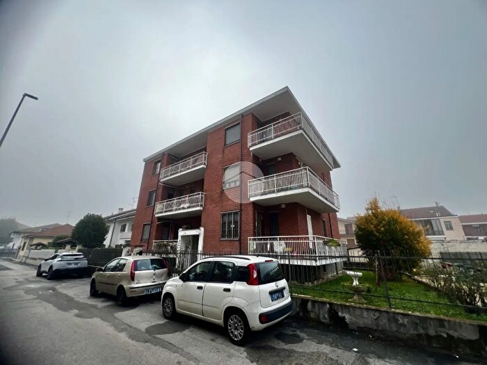 Appartamento trilocale in vendita in Str Privata Nasi, Moncalieri