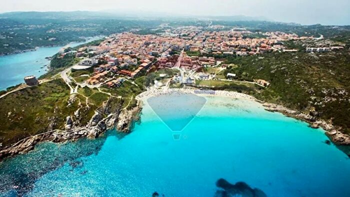 Appartamento monolocale in vendita in Santa Teresa Gallura