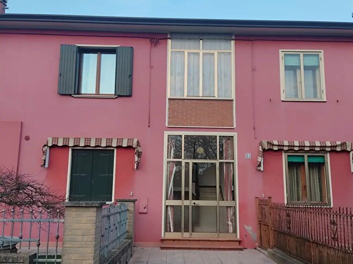 Appartamento quadrilocale in vendita in Fasana Via Arginelli, Adria