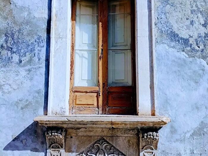 Casa con 6 locali in vendita in Floridia