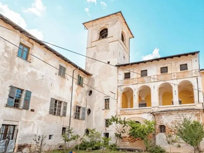Casa con 6 locali in vendita in Via Tetti Pesio, Cuneo